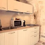 Konukevi Profumi Del Melograno Trulli