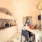 Konukevi Profumi Del Melograno Trulli